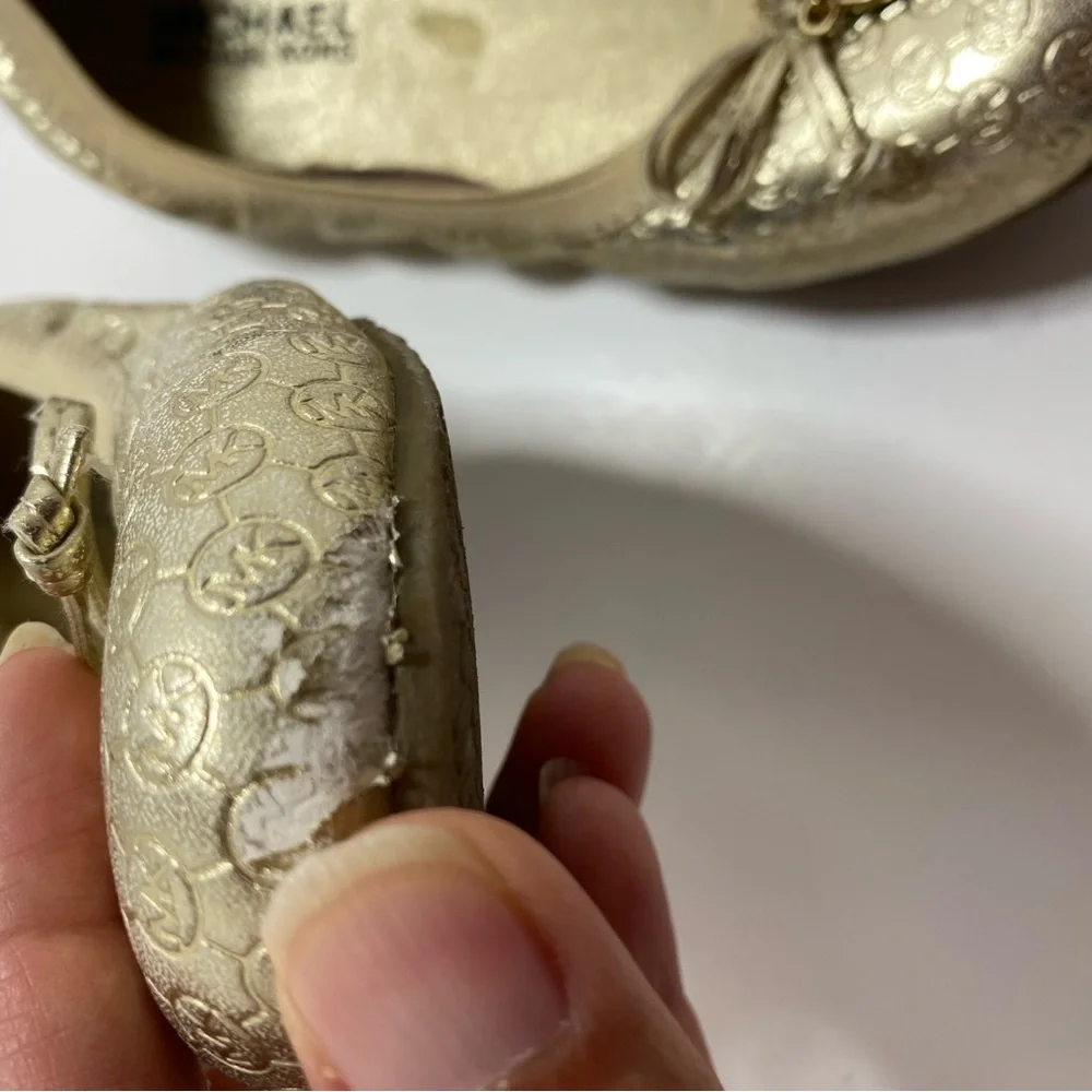 Michael Kors Girls Gold Ballet Flats Size 1